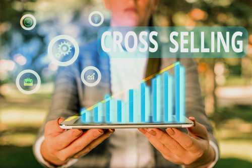 Ventes additionnelles, up & cross selling : enrichir l'expérience du client