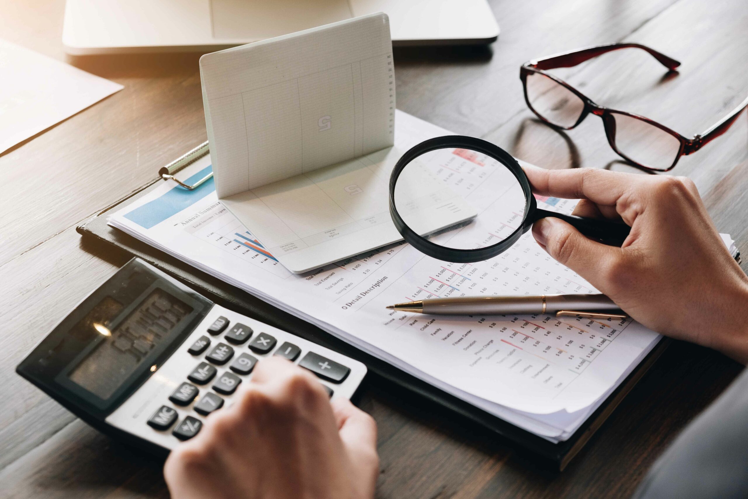 Du budget annuel au reporting mensuel